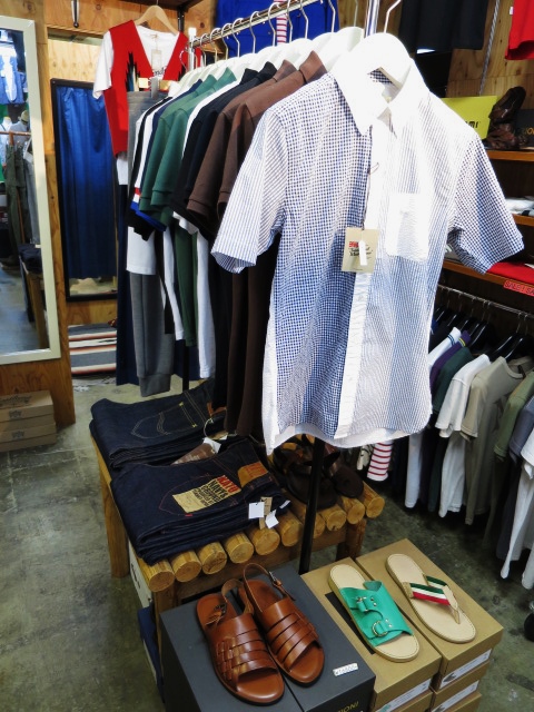 Seersucker Cloth Crazy B/D SHIRTS ・・・ By Traditional Weather Wear _d0152280_212452100.jpg