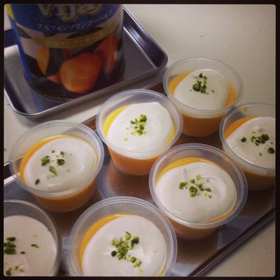 夏のフルーツでグリーンスムージーとスイーツ作り_b0065587_2333058.jpg
