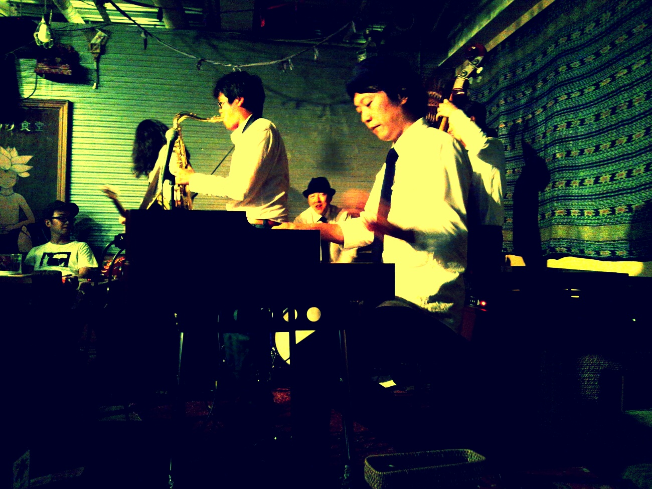 FULL swing_a0165892_23263081.jpg