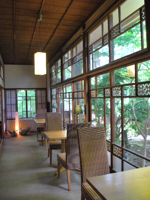 函館元町の日和茶房、旧プレーリーハウス(昭和モダン邸宅再訪)_f0142606_8171885.jpg