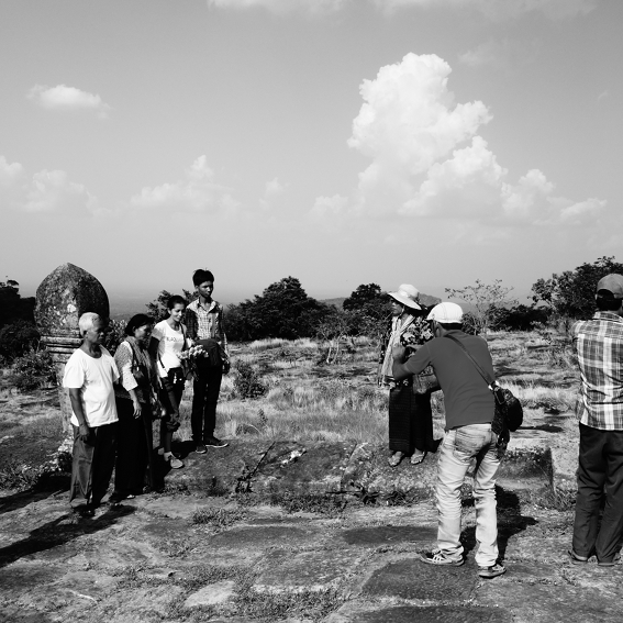 プレアヴィヒア遺跡にて - Preah Vihear Temple -_b0108109_1213887.jpg