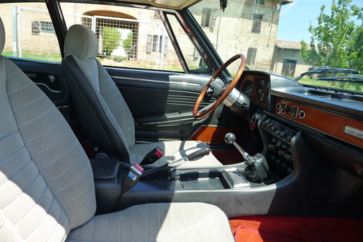 一番印象に残ったFiat Dino と残念だったGTB_a0129711_1733435.jpg