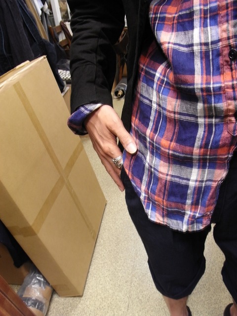 selffoto 245 ジャケットにショーツ_e0130546_1522256.jpg