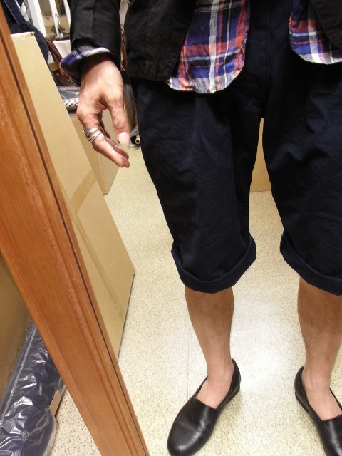 selffoto 245 ジャケットにショーツ_e0130546_1522257.jpg