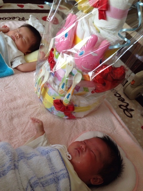 Wow かわいいあかちゃんとおむつケーキ おむつケーキショップ H Style Familie のブログ