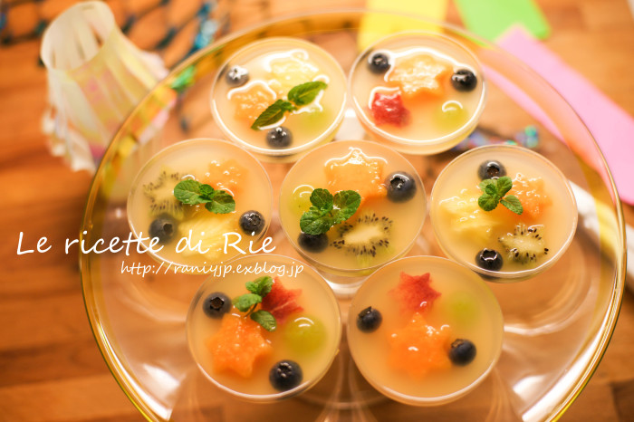 星形フルーツ入り 七夕ゼリー Stelle Di Frutta In Gelatina Italia Happy Life イタリア ハッピー ライフ Le Ricette Di Rie