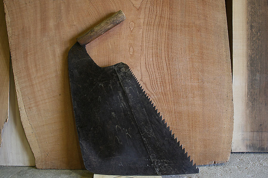 木挽鋸 古い道具には物語がある : 木ぐらし・・・無垢材の家具と木の雑貨
