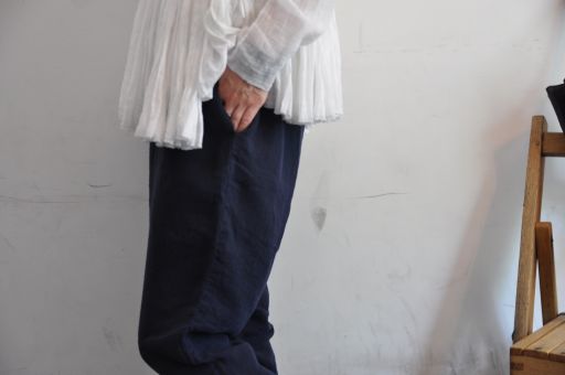 素材の良さ を 夏で楽しむ … \"BASIS BROEK\"_b0110582_2017254.jpg