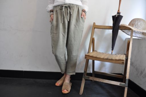 素材の良さ を 夏で楽しむ … \"BASIS BROEK\"_b0110582_2032134.jpg