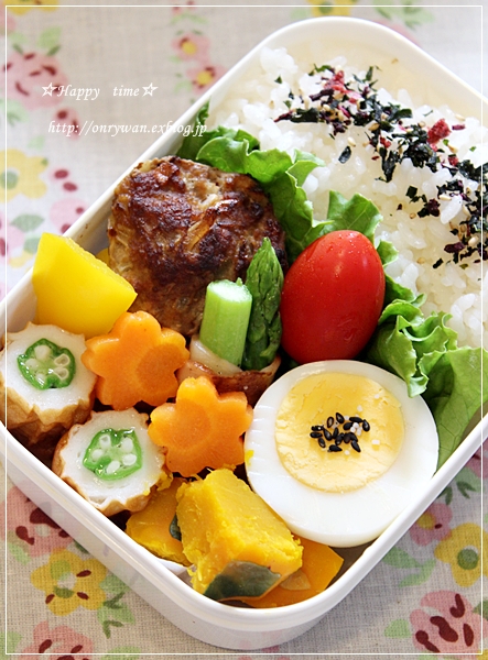 ハンバーグ弁当と紫陽花♪_f0348032_19071179.jpg