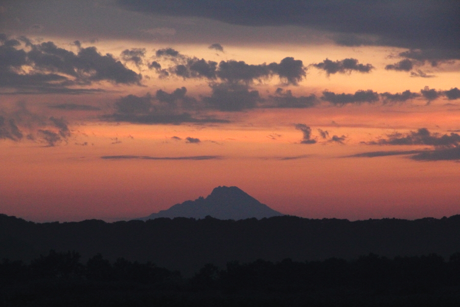 利尻富士の夕景_d0236741_14361324.jpg