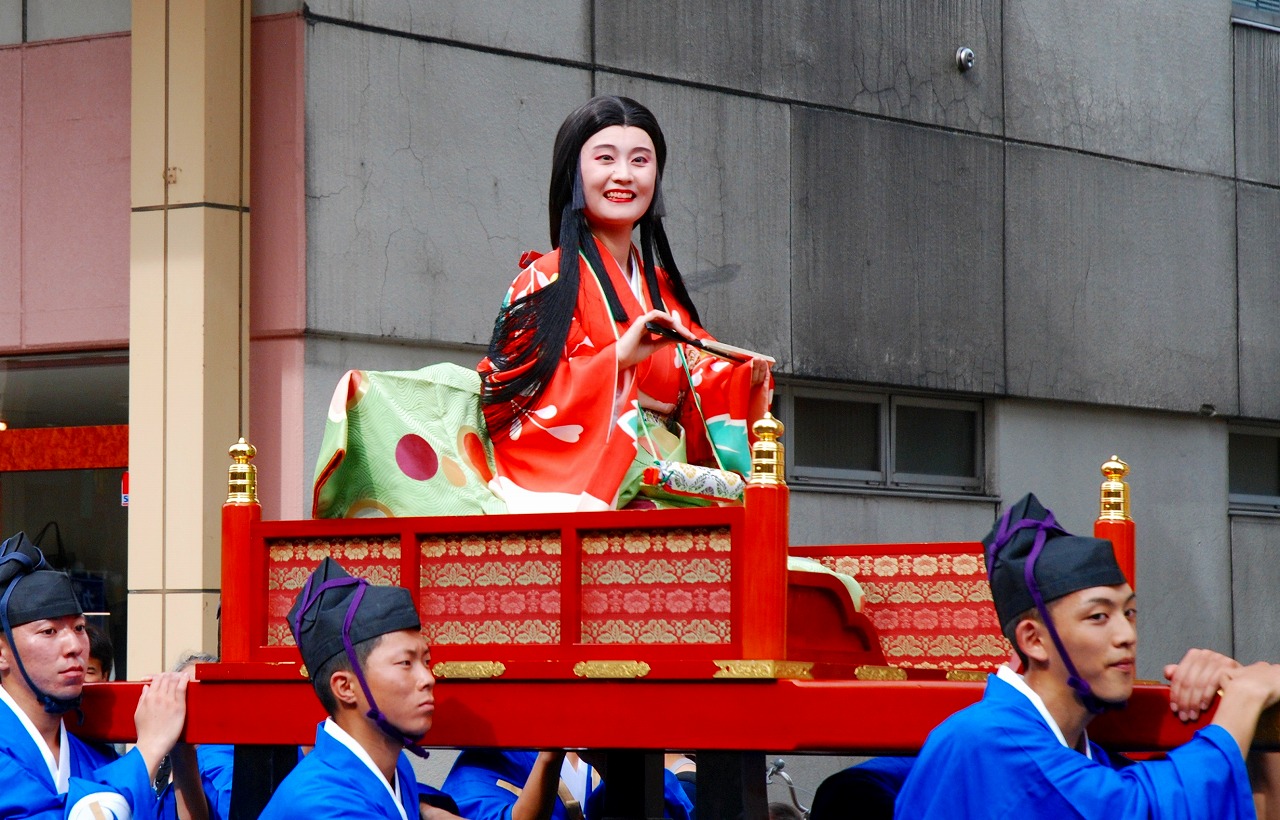 輿