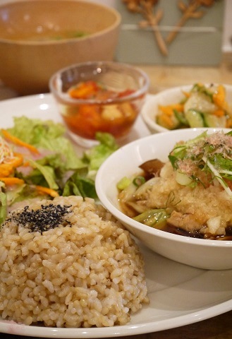 日替わり健康ご飯 ~実身美 京橋店(大阪)~_c0235725_16191698.jpg