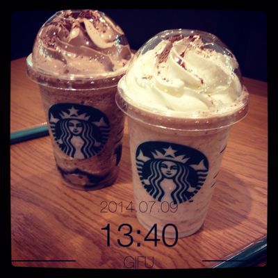 チャンキークッキーフラペチーノ_b0065587_15453054.jpg