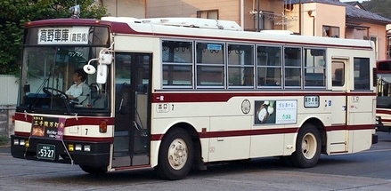 京都バスのいすゞLT+富士7E  2題_e0030537_228674.jpg