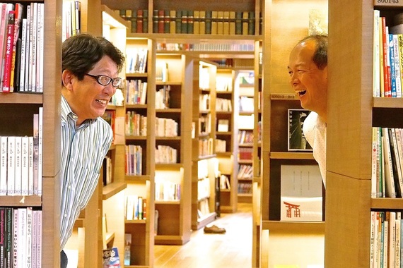 武雄市長は､ビル･ゲイツに似ている！？ 例の｢武雄市立図書館｣に行ってみた　_d0047811_07465108.jpg