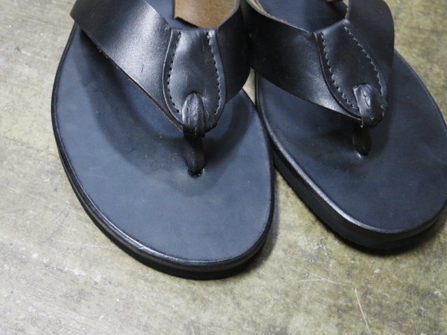 Eastland ・・・ Crome Excel LEATHER　Thong SANDAL！♪！_d0152280_2350294.jpg