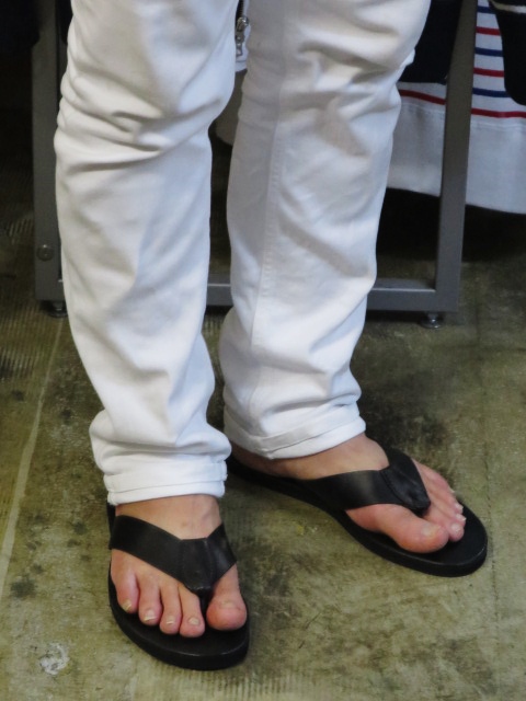 Eastland ・・・ Crome Excel LEATHER　Thong SANDAL！♪！_d0152280_2352144.jpg