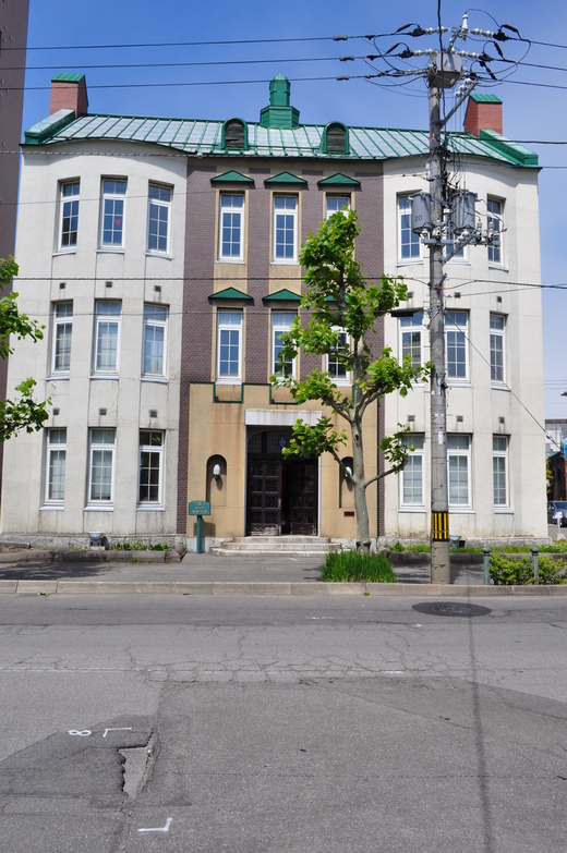 函館海産商同業組合事務所(建築家・関根要太郎函館作品再訪、その1)_f0142606_9375851.jpg