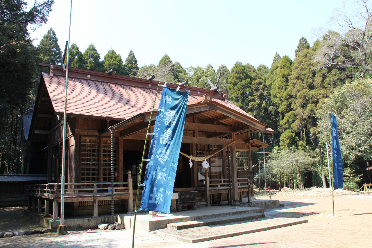 【霧島岑神社】  天孫降臨からの日向三代の神々と妃神を祀る_c0011649_758514.jpg