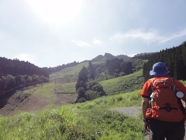 粟巣野 瀬戸倉山 1320ｍ 大品山 1420ｍ 登山 さくらの