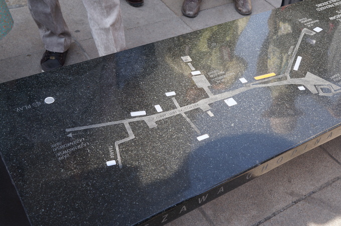 e0241093_1233129.jpg