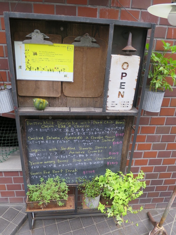 a0220905_22165580.jpg