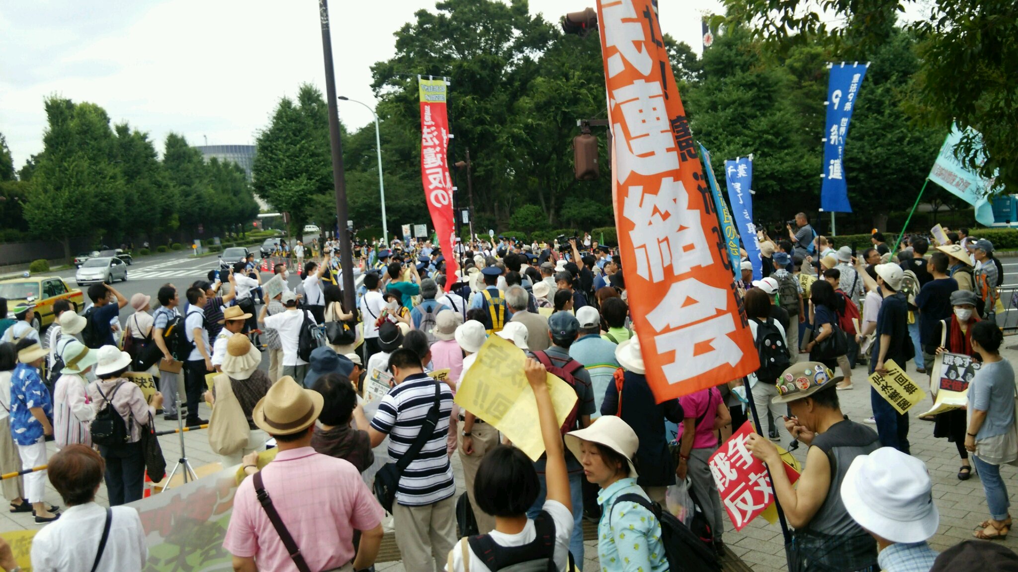 7月13日 閣議決定撤回！閉会中審議でごまかすな！国会包囲大行動_c0325437_23204631.jpg