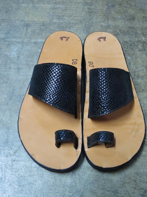 SANDAL KING のJUTTA NEUMANN (当店別注・ERIC etc..) & お知らせ..._d0152280_22471633.jpg