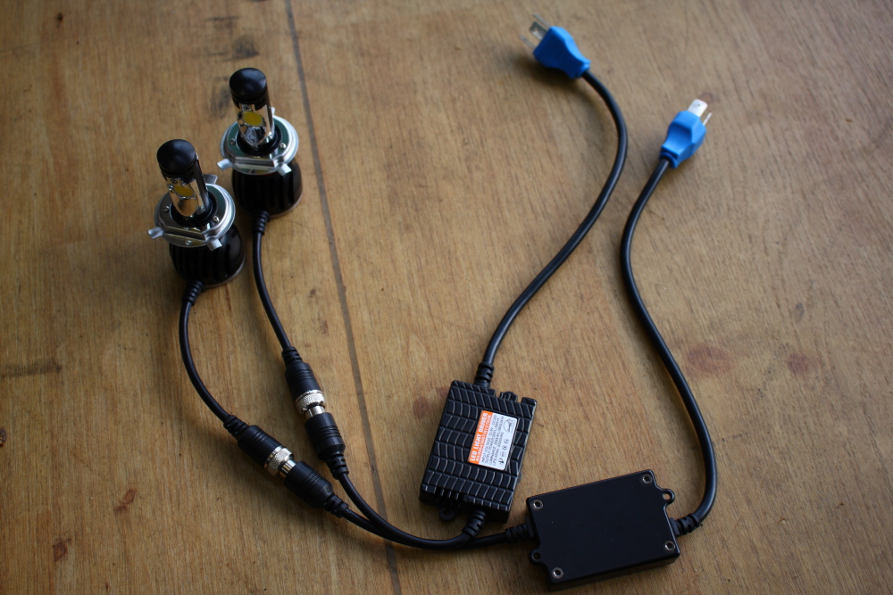 LEDヘッドライト_f0105425_1854925.jpg