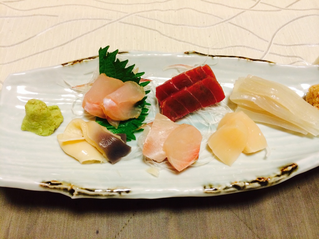 函館に行ってきました。１日目　その３　食べログTOP100の寿司屋に行ってみた編_f0134538_1916271.jpg