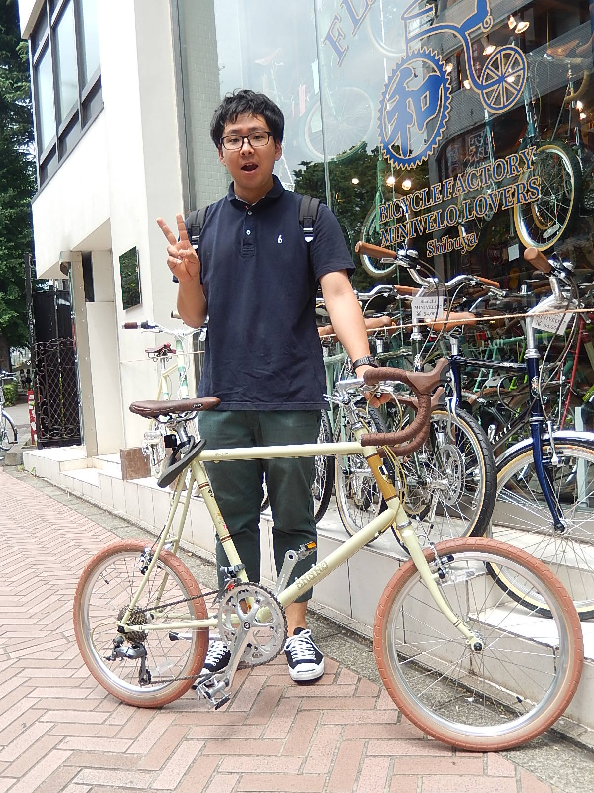 7月14日 渋谷 原宿 の自転車屋 FLAME bike前です_e0188759_12124463.jpg