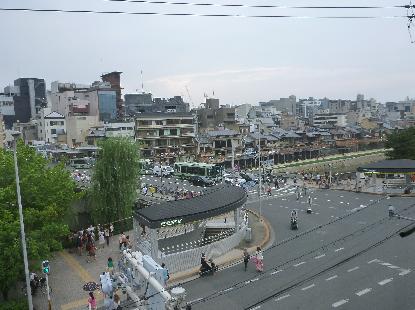 川床の涼み方_e0077899_10565219.jpg