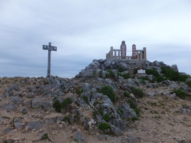 a0271502_9585930.jpg