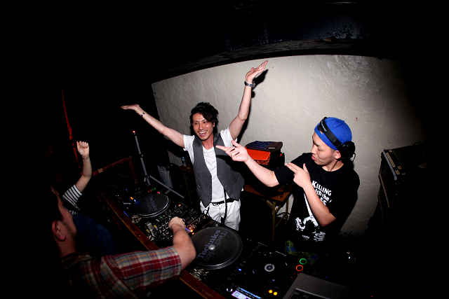 2014.07.12 MEETING PLACE@MAD DISCO_e0274006_0112196.jpg