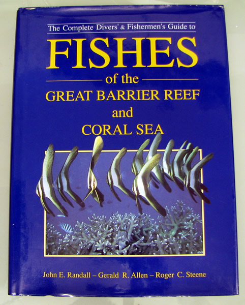 「FISHES of the GREAT BARRIER REEF」_f0292806_11160279.jpg