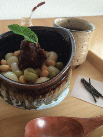 豆腐白玉と焙じ茶寒天のあんみつ_a0251920_17404130.gif