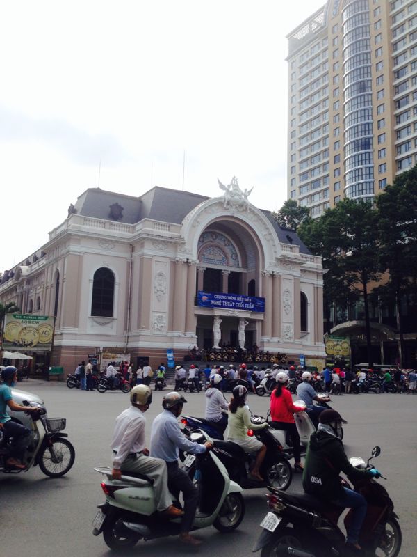 ベンタン市場へ。_c0175022_1022343.jpg