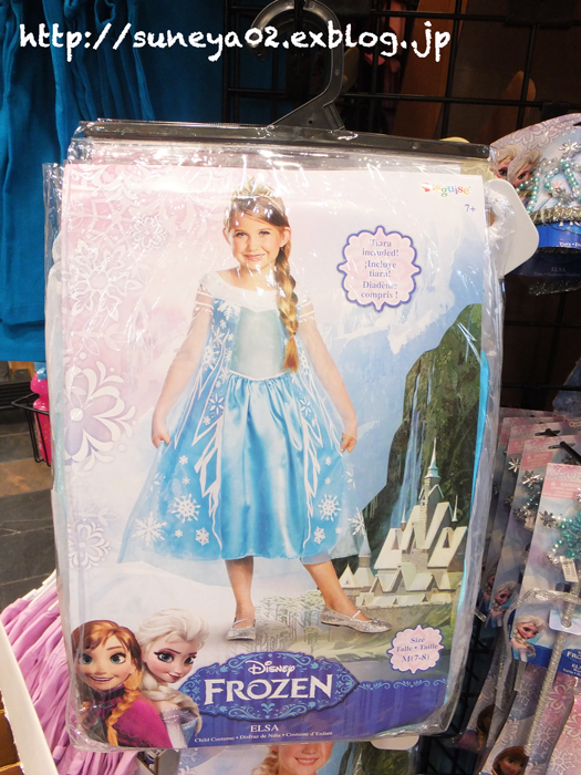 久しぶりのディズニーストアで アナ雪グッズを探してみる カリフォルニアの広い空 と日本の空は繋がっている