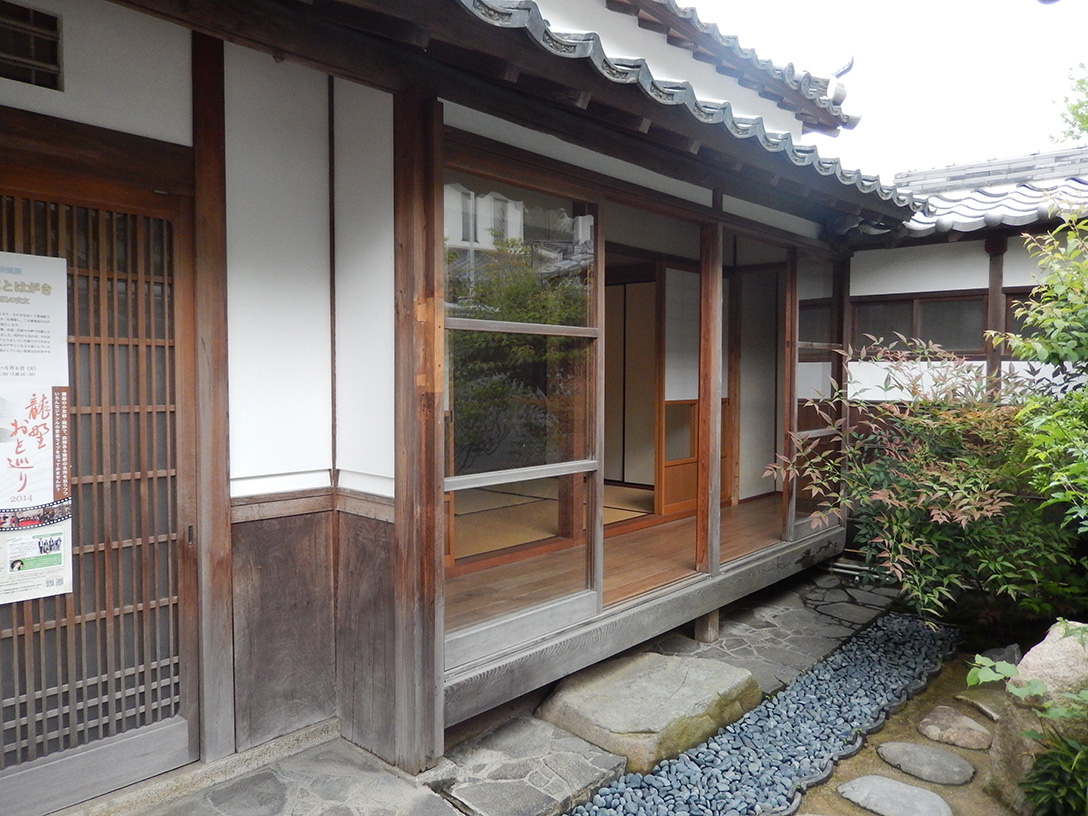 播磨の小京都、龍野をたずねて その3 「童謡の里~三木露風の故郷」_e0158128_2092382.jpg
