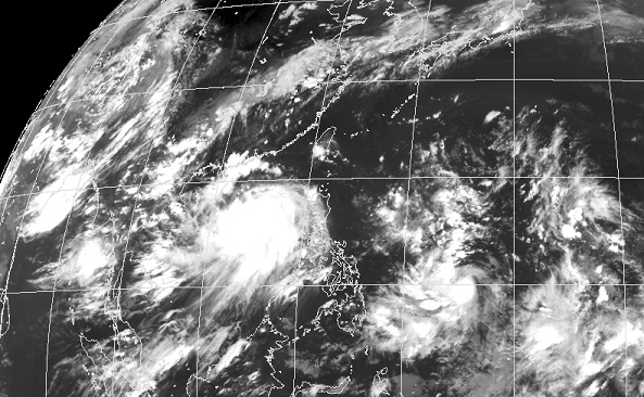 台風一過ですが_a0109187_18171558.jpg