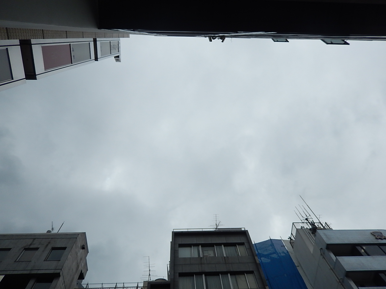 7月18日 渋谷 原宿 の自転車屋 FLAME bike前です_e0188759_13534823.jpg