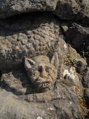 ロテヌフの岩の彫刻群　　les rochers sculptes a Rotheneuf_e0206902_234714100.jpg