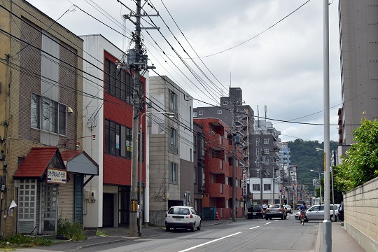 戦後史の闇を歩く ~ 札幌市(中央区)南6条西16丁目に響いた銃声と暗い闇から浮かび上がった真相_a0151913_21592388.jpg