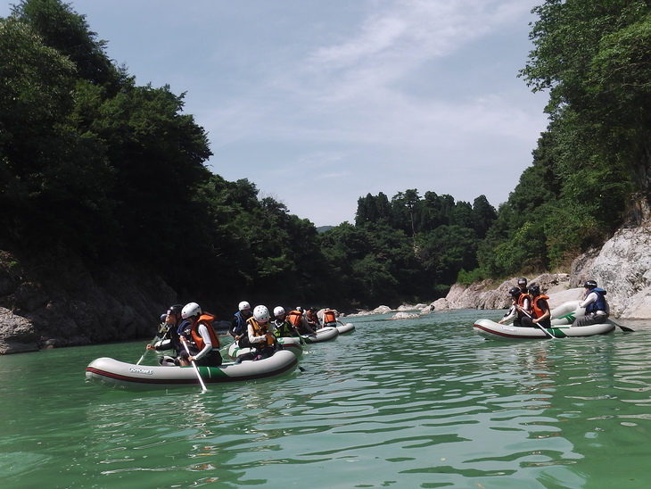 手取峡谷ウォーターパークで川遊び！_b0154241_17343083.jpg