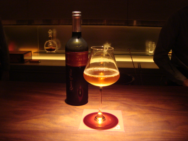 六本木「B bar」へ行く。_f0232060_1603765.jpg