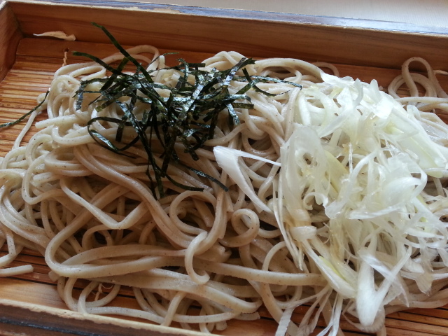 万葉そば 辛味そば中盛り¥600+かき揚げ天¥130 @ つつじヶ丘_b0042308_10501758.jpg