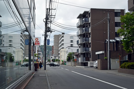 戦後史の闇を歩く ~ 札幌市(中央区)南6条西16丁目に響いた銃声と暗い闇から浮かび上がった真相_a0151913_1241270.jpg