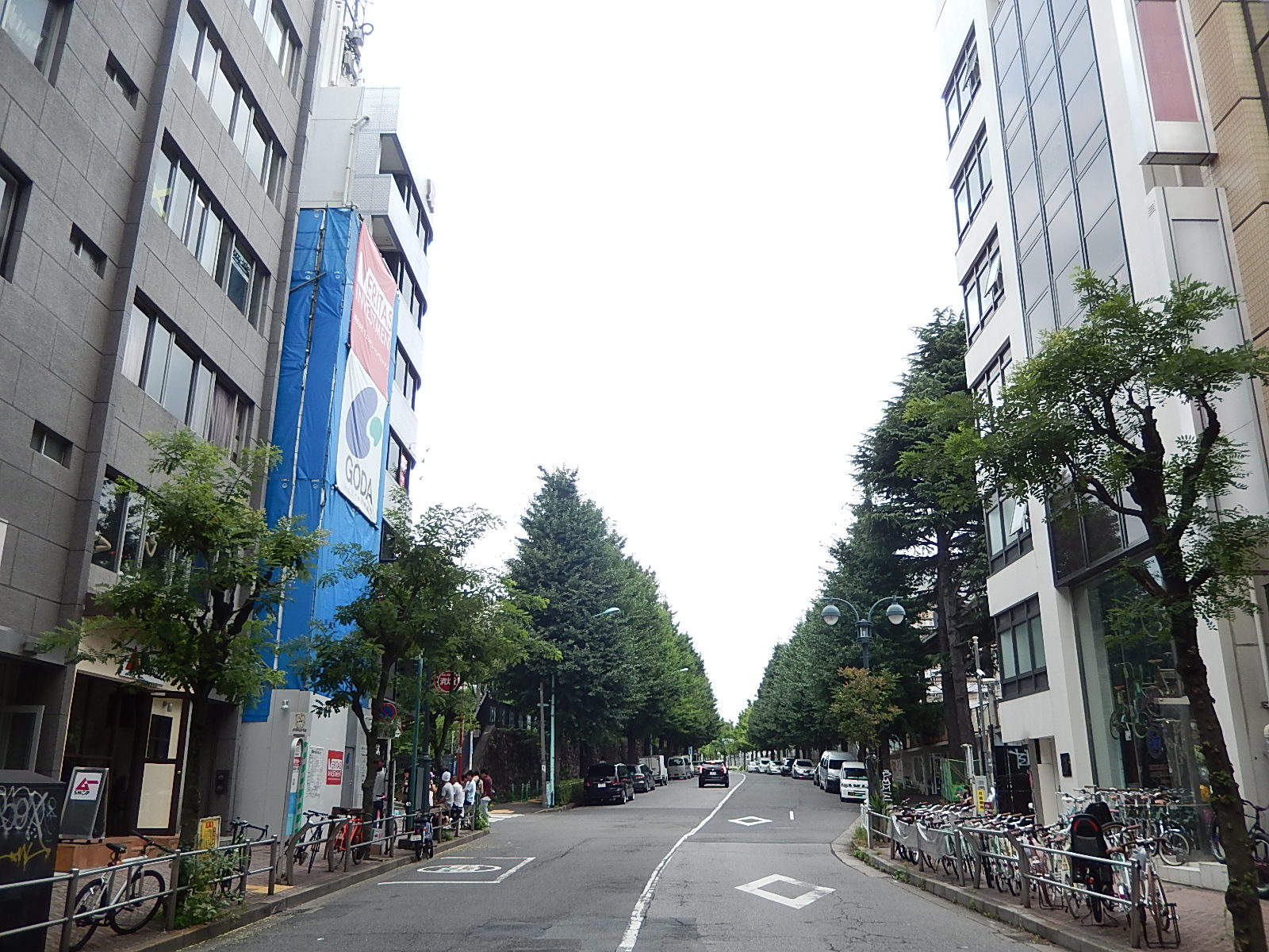 7月20日　渋谷　原宿　の自転車屋　FLAME bike前です_e0188759_1205094.jpg