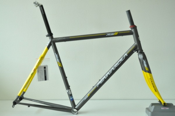 PENNAROLA RS-5 イタリア製造　カンパニョーロ11速 気持ちいいイタリアンバイク、ペンナローラ RS-5 サイクル